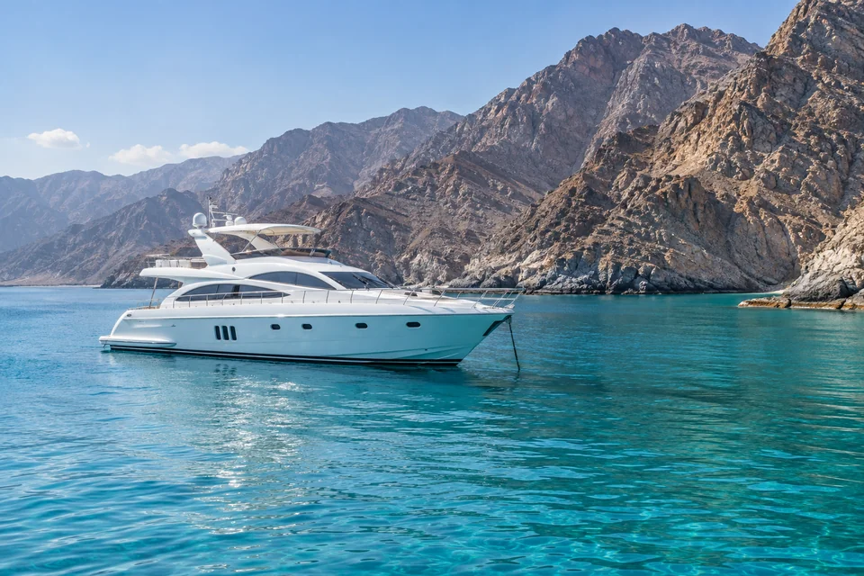Luxury Dibba Fujeirah Yacht Escape