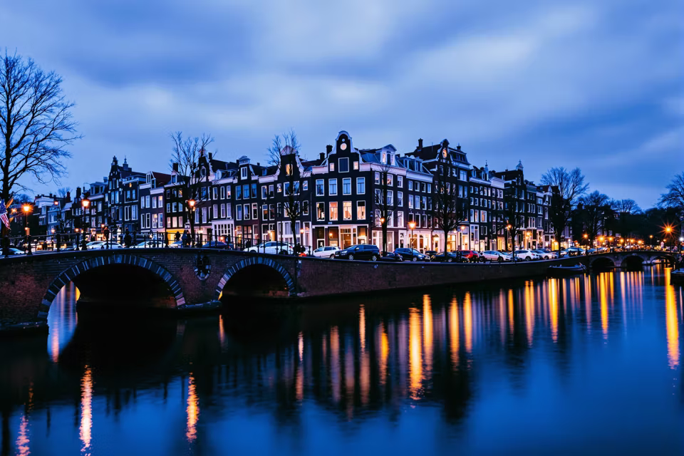 Amsterdam kanalları