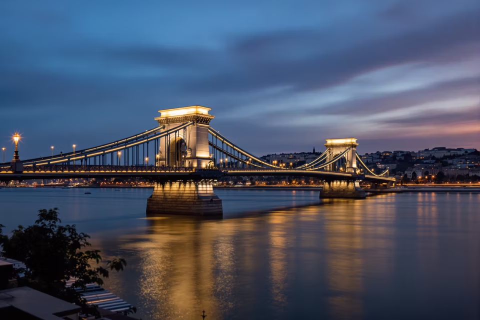 Zincirli Köprü, Budapeşte
