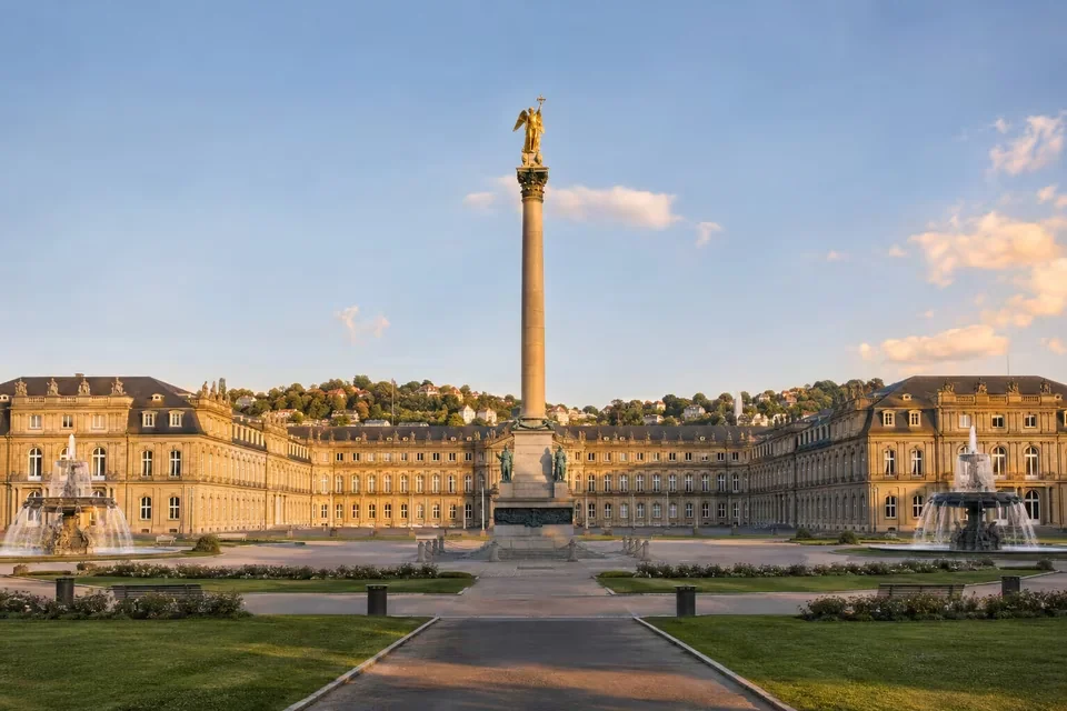 Schlossplatz and the New Palace in Stuttgart