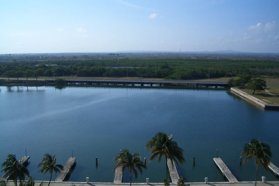 A palm-lined marina and its jetties in Varadero