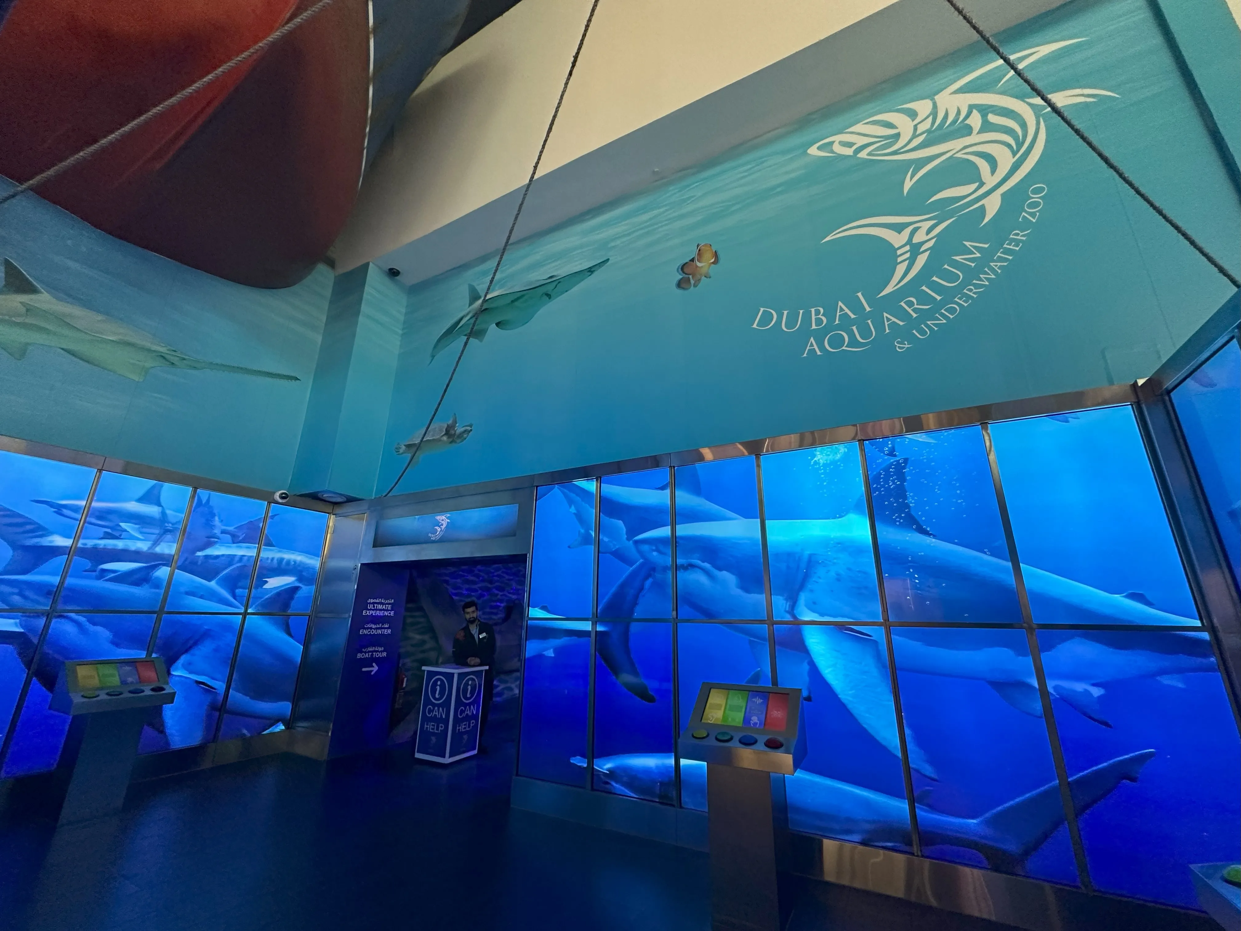 Dubai Aquarium & Underwater Zoo