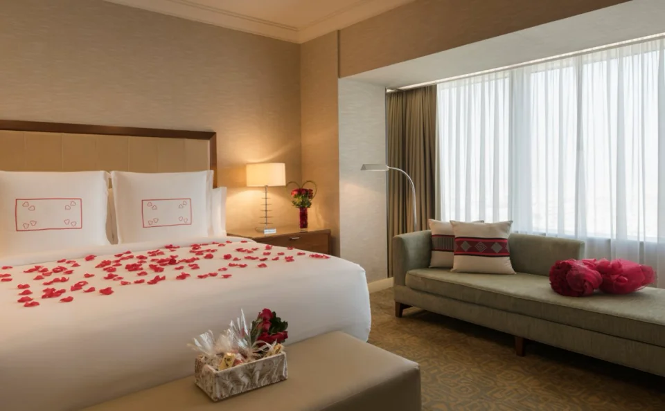 Four Seasons Hotel Riyadh at Kingdom Centre