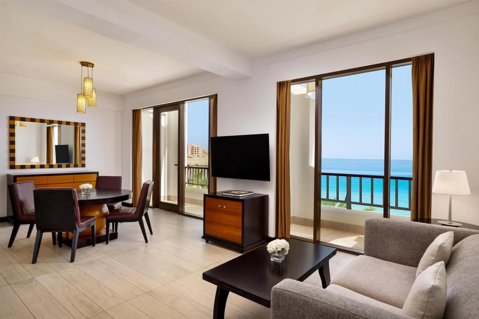 DoubleTree by Hilton Muscat Al Waha
