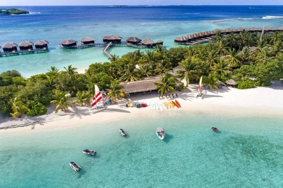 A photograph of Sheraton Maldives Full Moon Resort & Spa