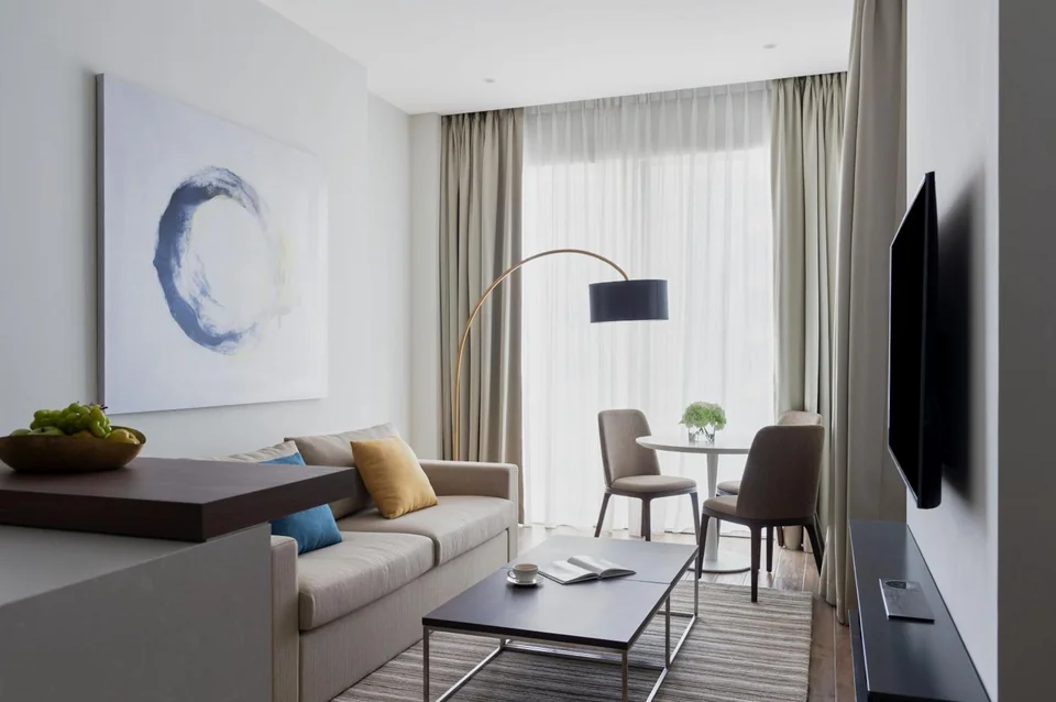 Jumeirah Living Marina Gate