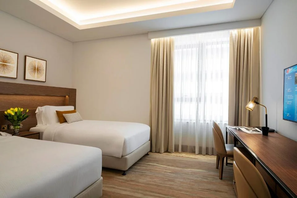 Al Jaddaf Rotana Suite Hotel