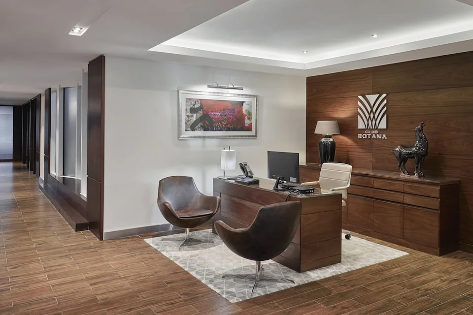 Rose Rayhaan by Rotana