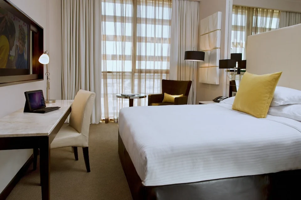 Centro Al Manhal by Rotana