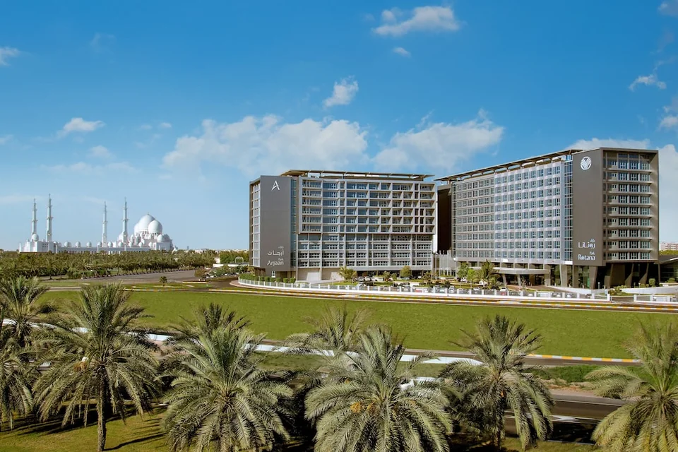A photograph of Park Arjaan by Rotana