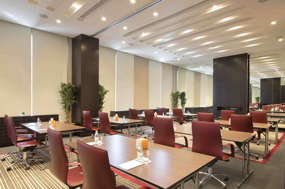 Centro Waha by Rotana