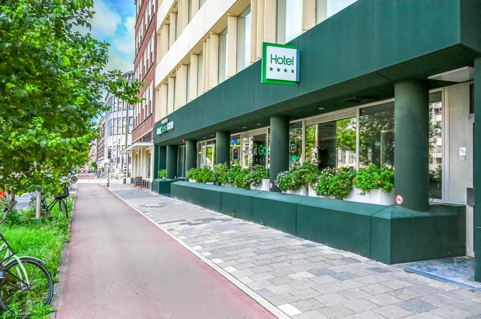 Court Garden Hotel