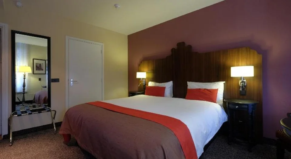 Hotel Corona - Hampshire Classic