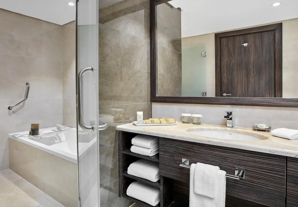 Crowne Plaza Kuwait Al Thuraya City