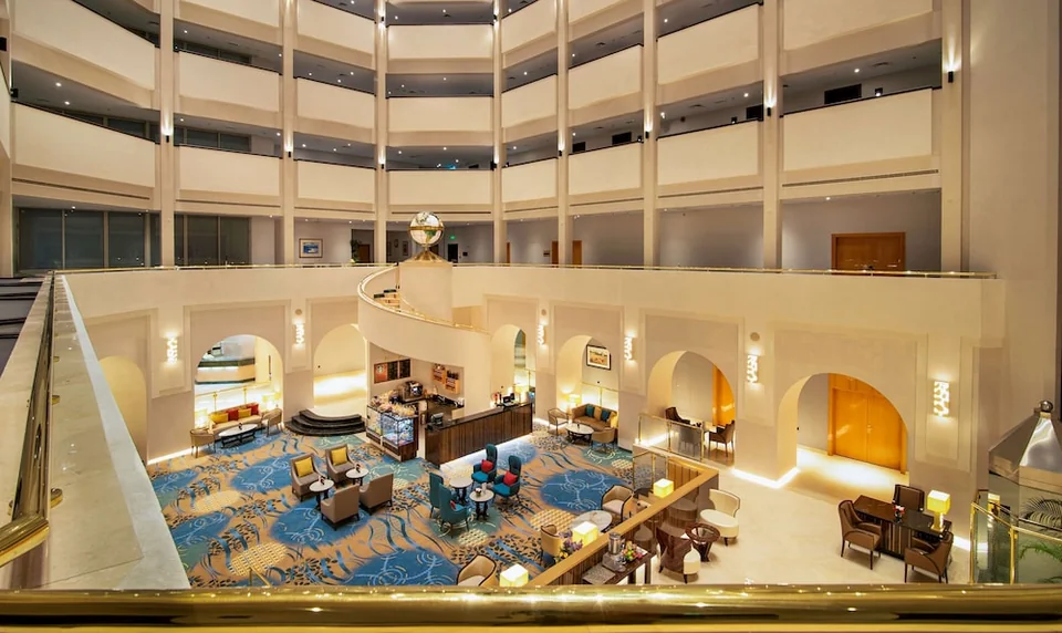 Radisson Blu Hotel & Resort, Al Ain