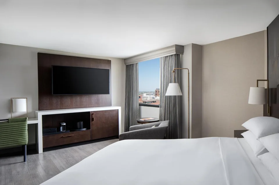 Marriott Dallas Addison Quorum Galleria