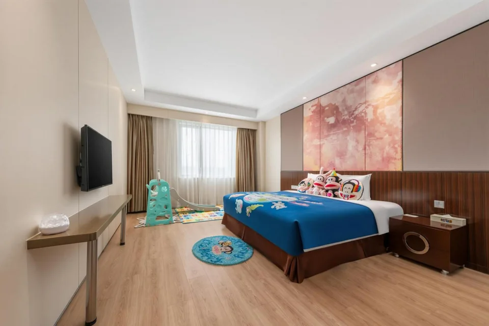 Holiday Inn Aqua City