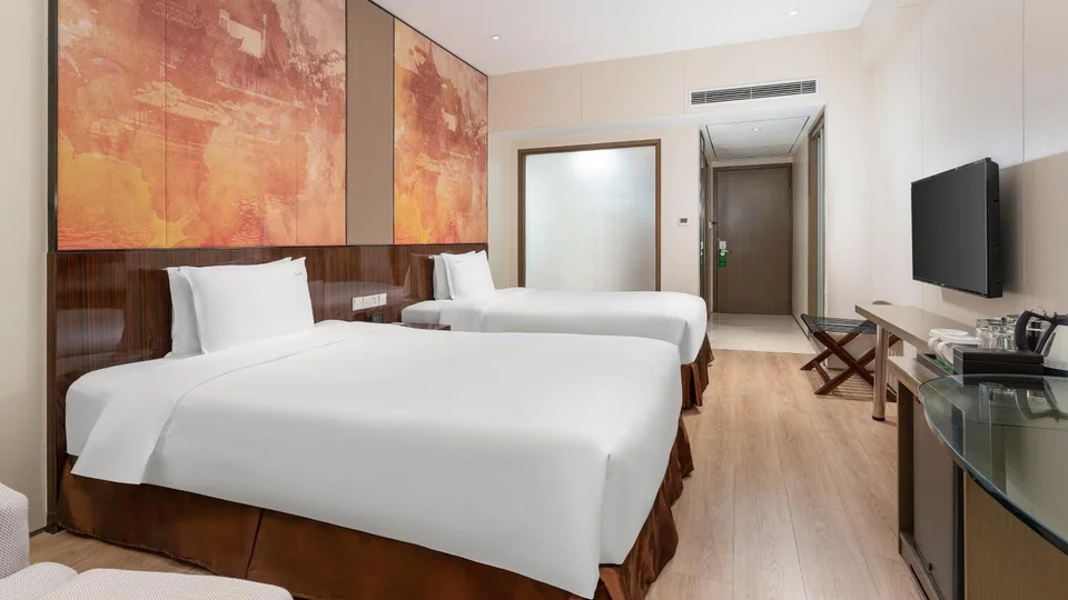 Holiday Inn Aqua City