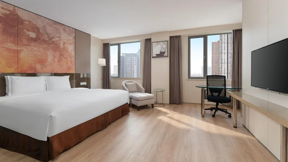 Holiday Inn Aqua City
