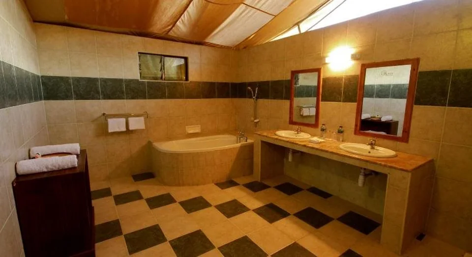 Mara Leisure Camp
