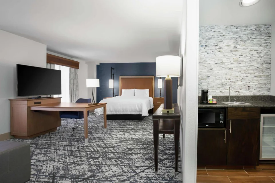 Hampton Inn & Suites Austin-Downtown/Convention Center
