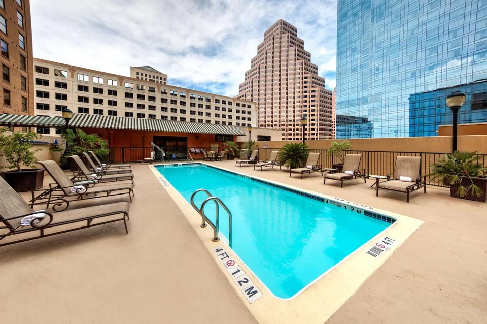 Hampton Inn & Suites Austin-Downtown/Convention Center