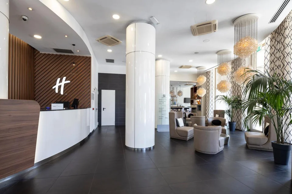 Holiday Inn Genoa City