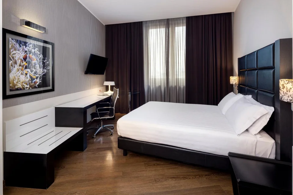 Holiday Inn Genoa City