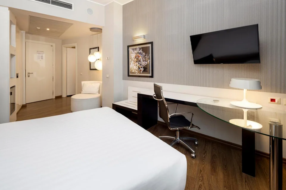 Holiday Inn Genoa City
