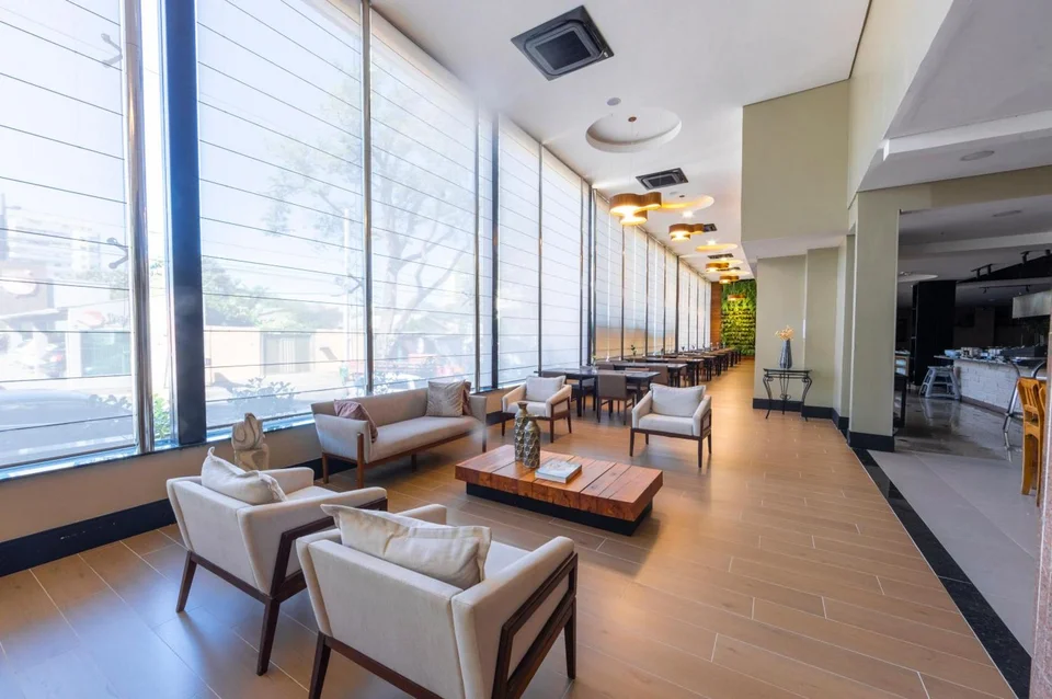 Wyndham Golden Foz Suites
