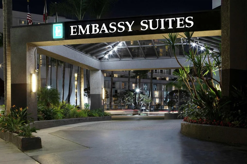 Embassy Suites Los Angeles International Airport / North