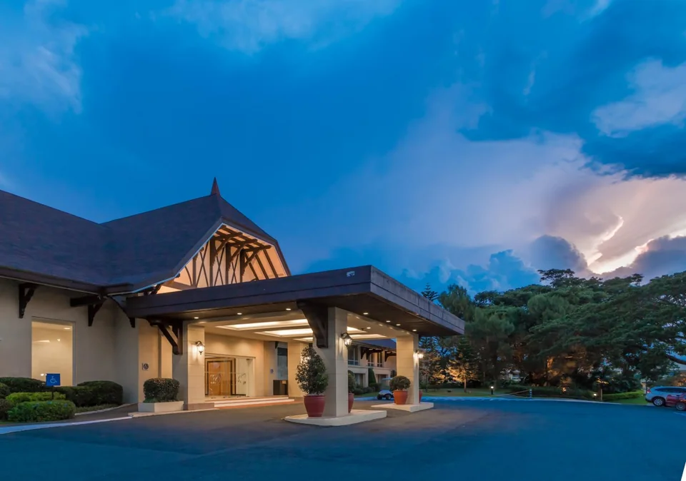 Taal Vista Hotel