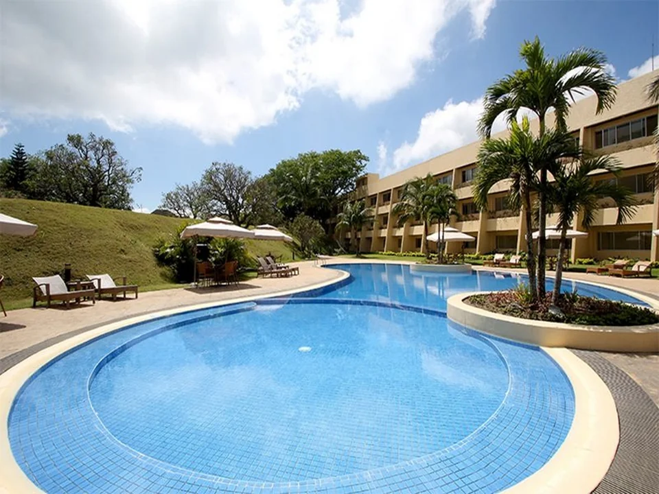 Taal Vista Hotel