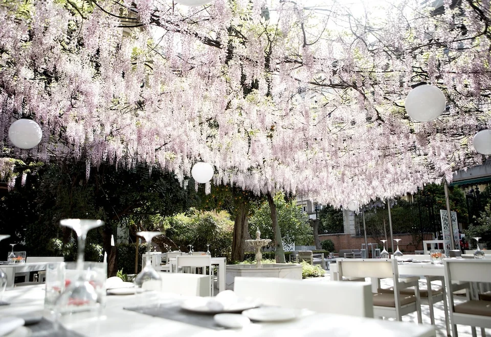 A photograph of Hospes Palacio de los Patos, a Member of Design Hotels