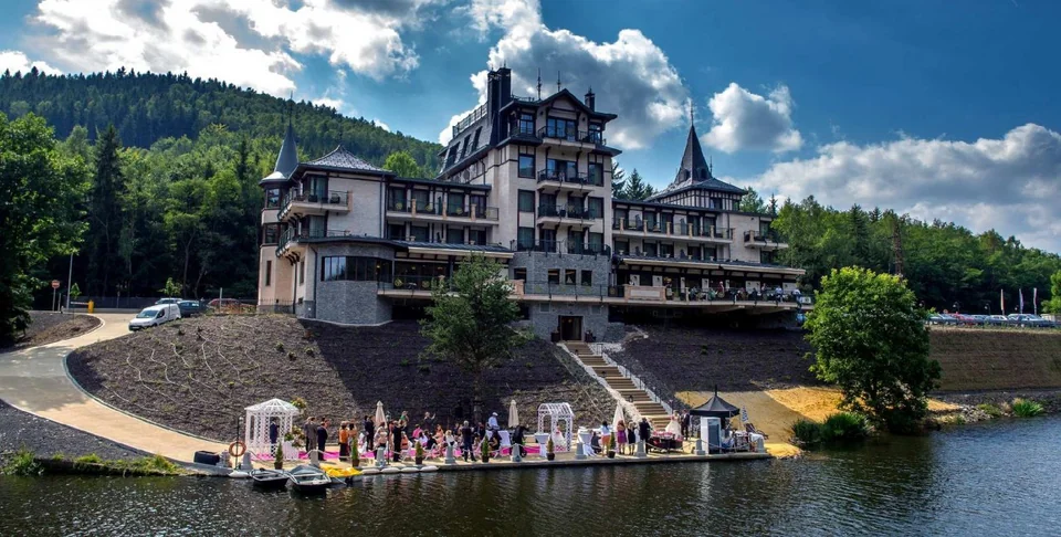 Retro Riverside Wellness Resort otelinden bir fotoğraf
