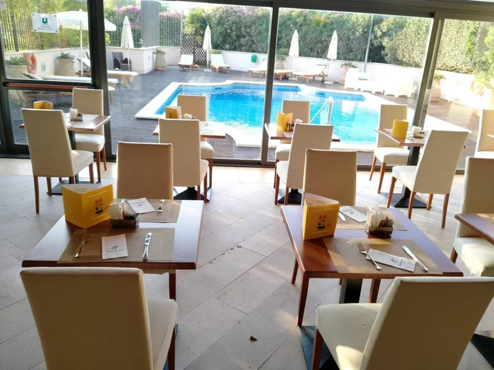 Holiday Inn Cagliari