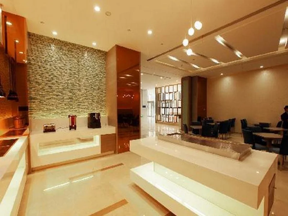 Holiday Inn Express Luoyang City Center