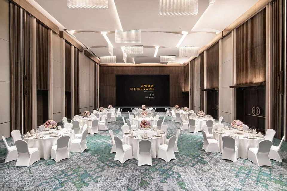 Courtyard Luoyang