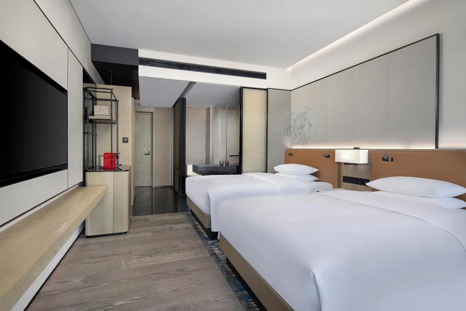 Courtyard Luoyang