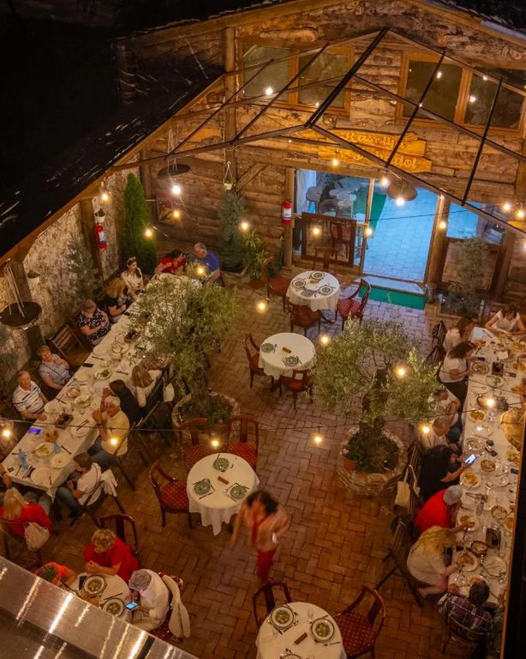 Gjuhadoli Hotel