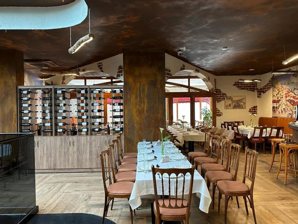 Gjuhadoli Hotel