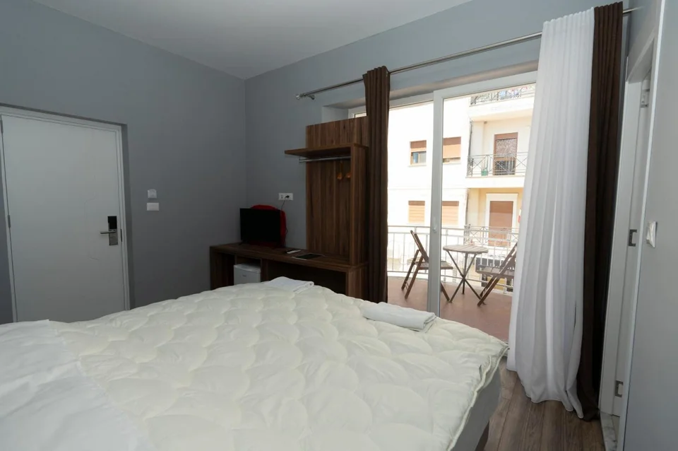 Gjuhadoli Hotel