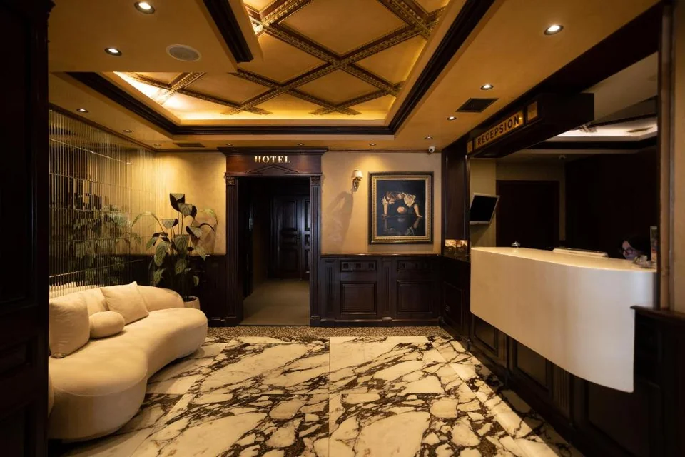 A photograph of Hotel Chicago