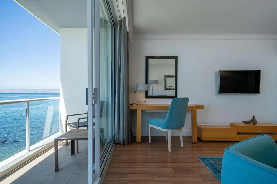 Radisson Collection Hotel, Waterfront Cape Town