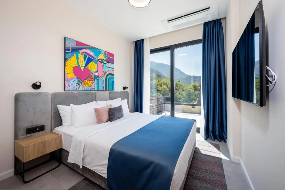 Royal Blue Resort & Residences