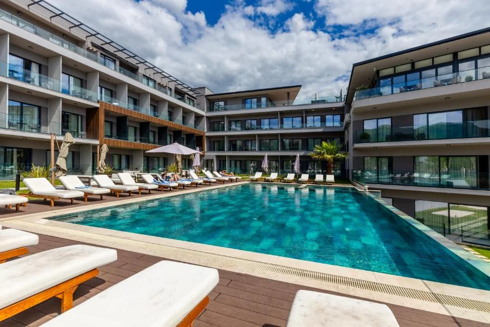Royal Blue Resort & Residences