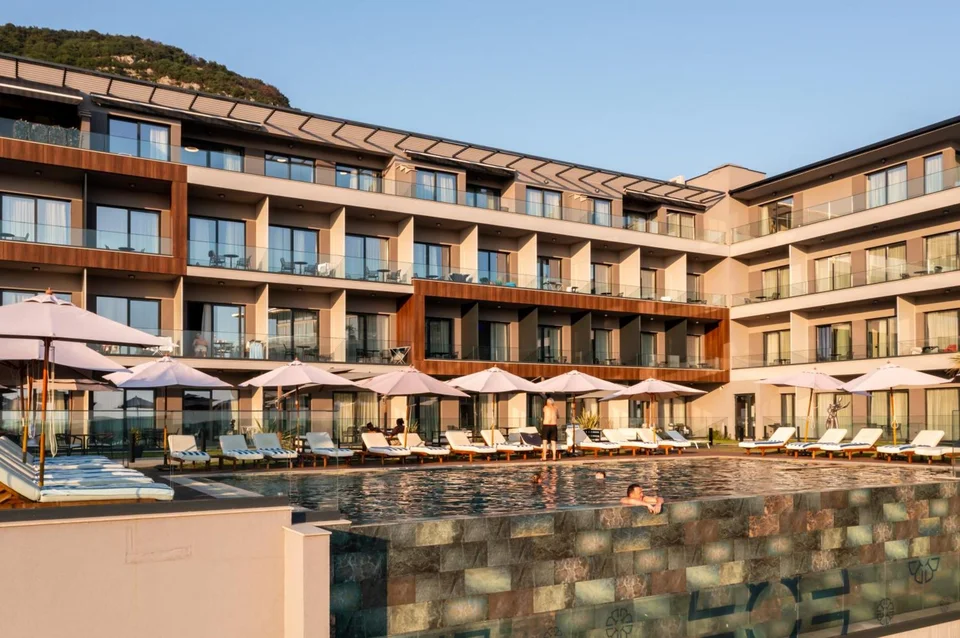 Royal Blue Resort & Residences