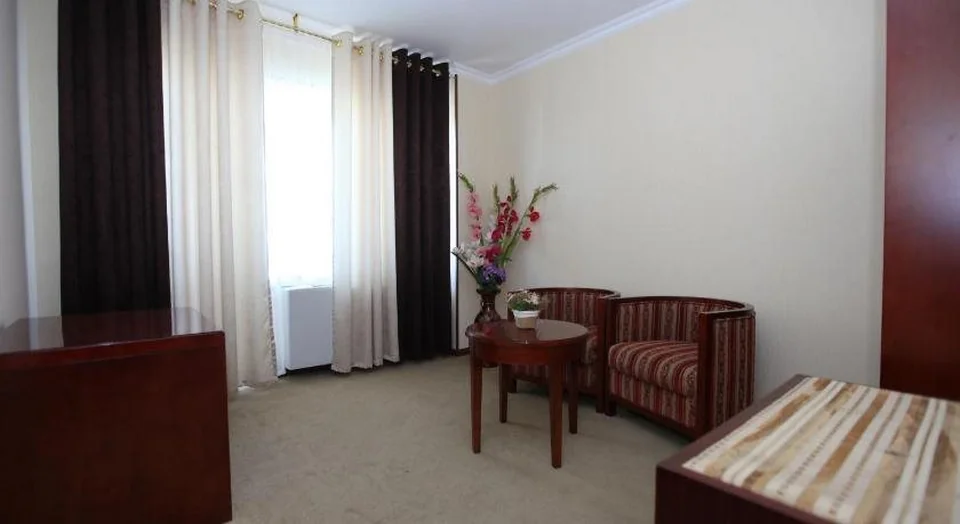 Grand Bukhara Hotel