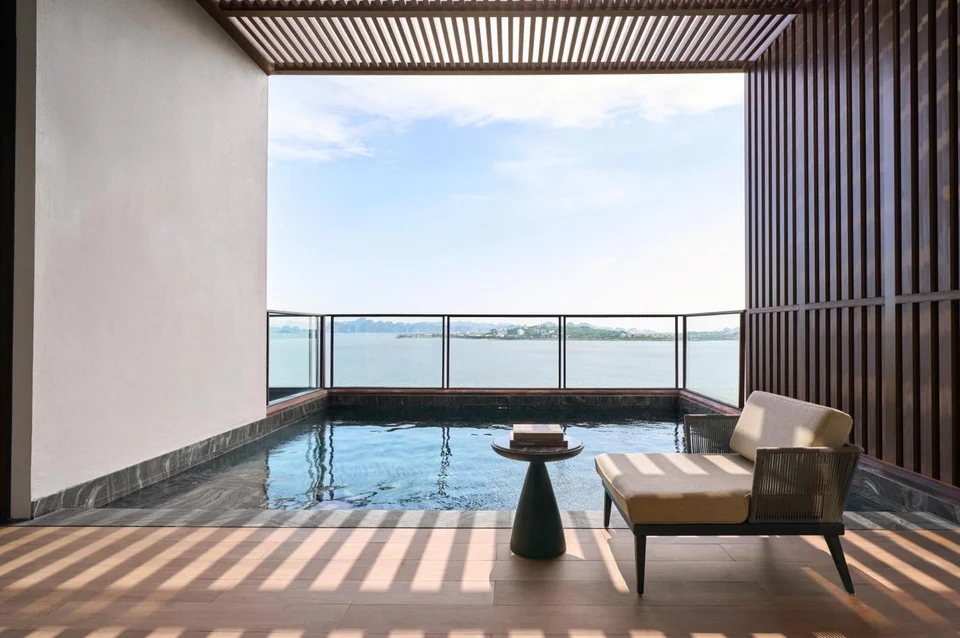 Intercontinental Halong Bay Resort