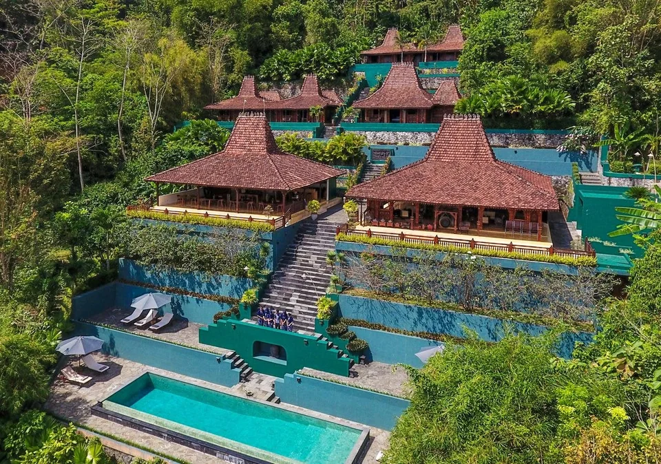 A photograph of Villa Borobudur